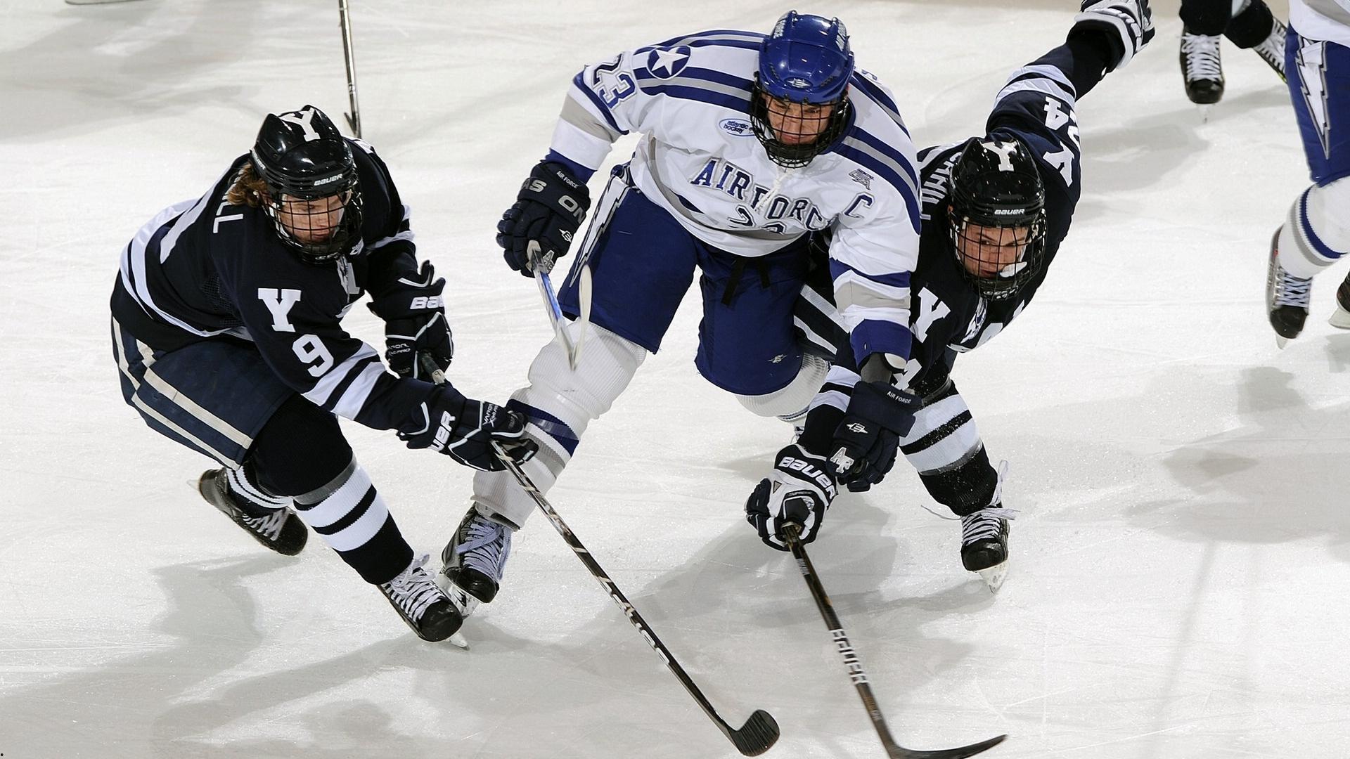 防守跳水与首发拉胯，尼克斯如何摆脱泥泞，迎来改变势在必行的转
