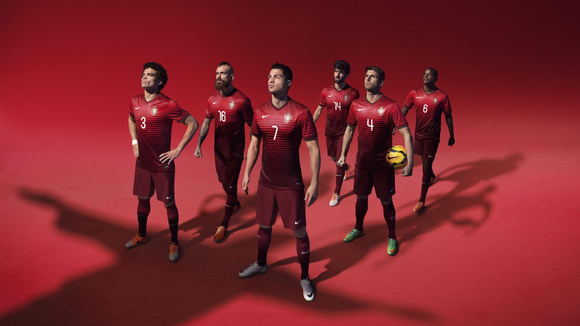 意媒曝阿贾克斯锁定未来锋线 350万欧元买断条款绑定小伊布